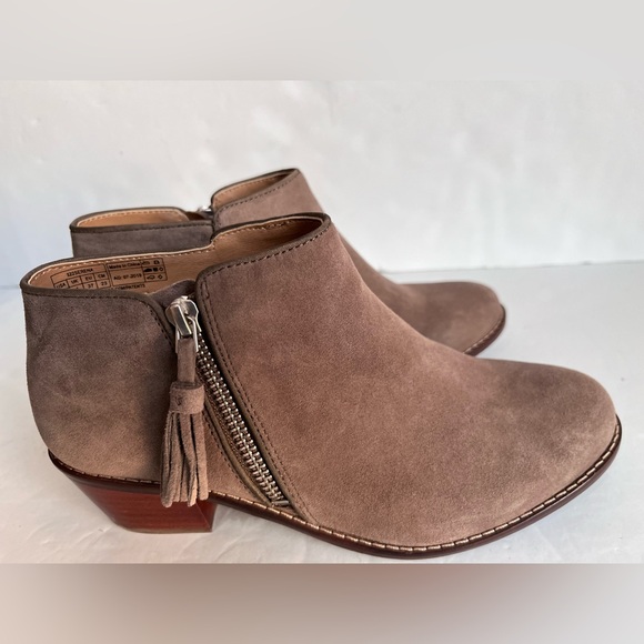 Vionic Shoes - Vionic Joy Serena Orthotic Suede Ankle‎ Boots Womens 6 Taupe Comfort Side Zip
